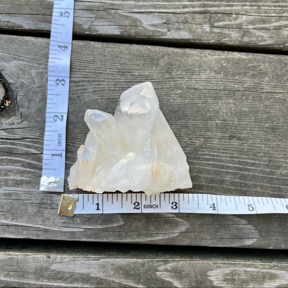 Clear Quartz Crystal Cluster Self Standing - Picture 16 of 17